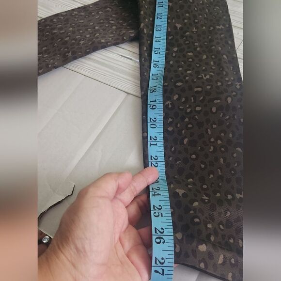 NWT Spanx Look At Me Now Leggings Olive Leopard Size XL - Picture 11 of 12